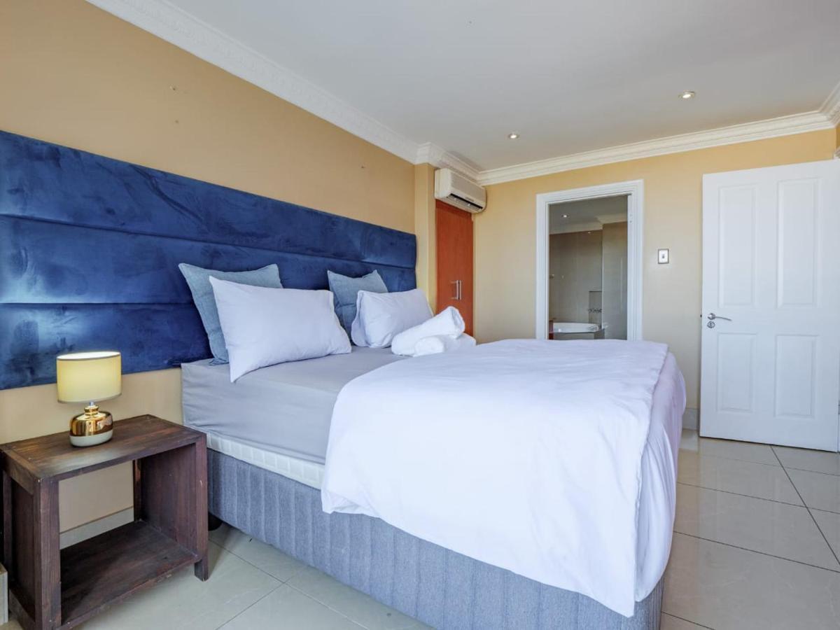 The Sails 2 Bed 2 Bath Seaview - C5 *